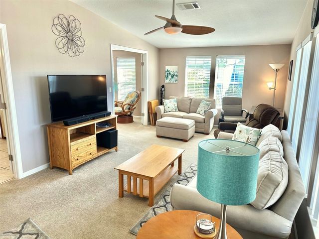 11228 102ND STREET N 180, Largo, FL 33773