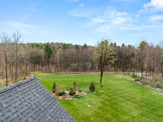 118 Brigham Hill Lane, Essex, VT 05452