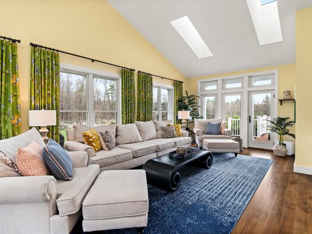 118 Brigham Hill Lane, Essex, VT 05452