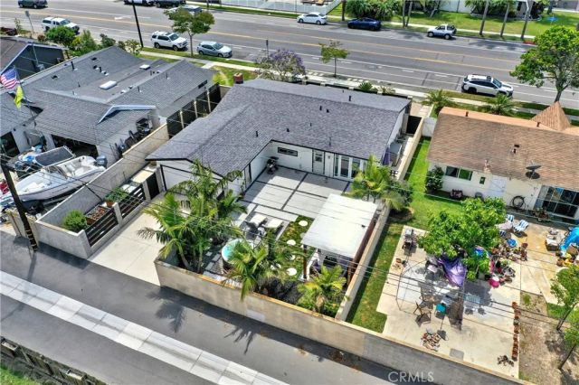 8401 INDIANAPOLIS, Huntington Beach, CA 92646