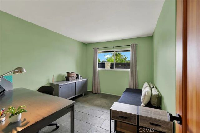 8401 INDIANAPOLIS, Huntington Beach, CA 92646