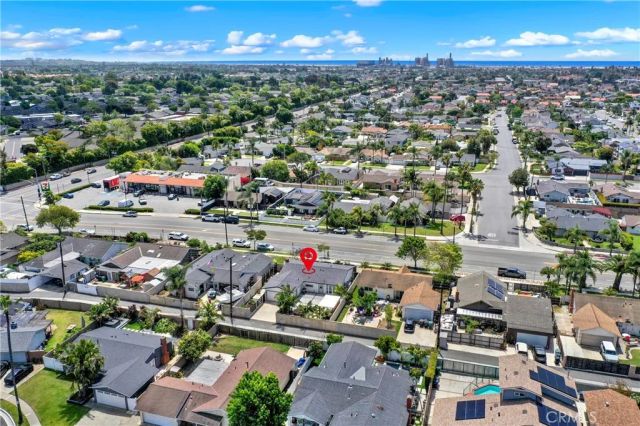 8401 INDIANAPOLIS, Huntington Beach, CA 92646