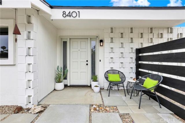 8401 INDIANAPOLIS, Huntington Beach, CA 92646