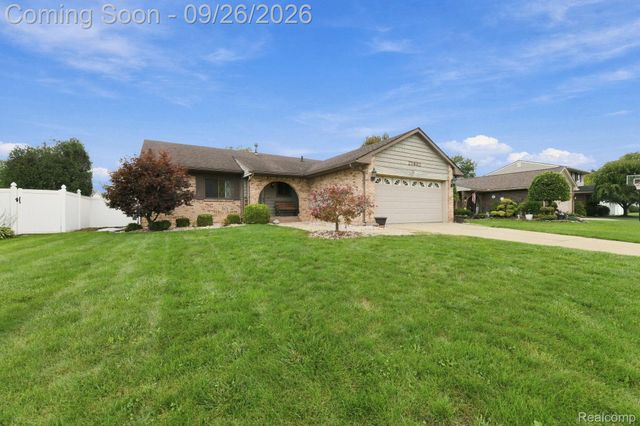 27882 White Oak Drive, Brownstown Charter Township, MI 48183