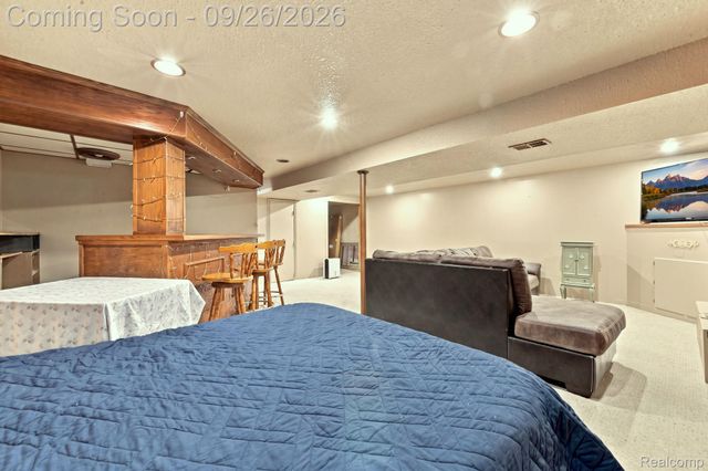 27882 White Oak Drive, Brownstown Charter Township, MI 48183