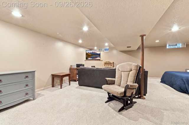 27882 White Oak Drive, Brownstown Charter Township, MI 48183