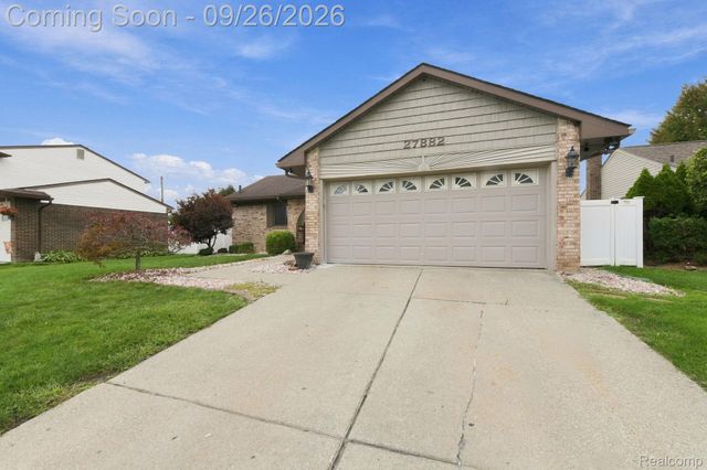 27882 White Oak Drive, Brownstown Charter Township, MI 48183