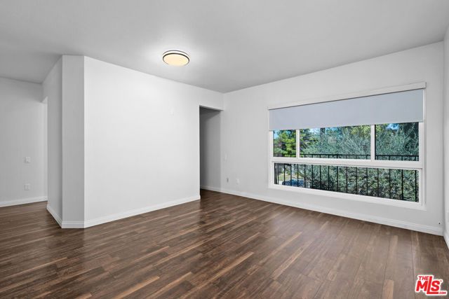 6225 Shoup Avenue 109, Woodland Hills (los Angeles), CA 91367