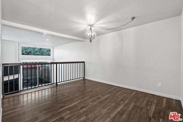 6225 Shoup Avenue 109, Woodland Hills (los Angeles), CA 91367