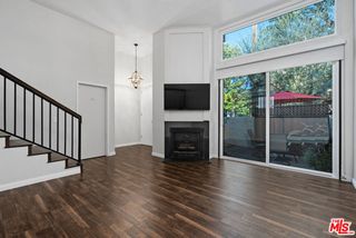 6225 Shoup Avenue 109, Woodland Hills (los Angeles), CA 91367