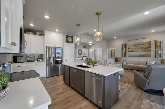 2217 FOX POINT COURT, De Pere, WI 54115