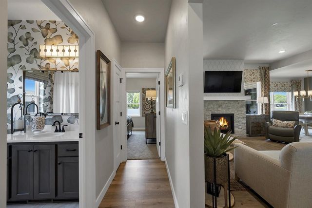 2217 FOX POINT COURT, De Pere, WI 54115