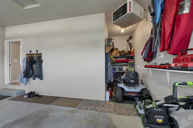 2217 FOX POINT COURT, De Pere, WI 54115