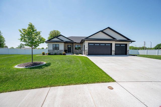 2217 FOX POINT COURT, De Pere, WI 54115