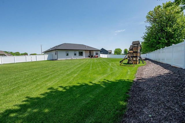 2217 FOX POINT COURT, De Pere, WI 54115
