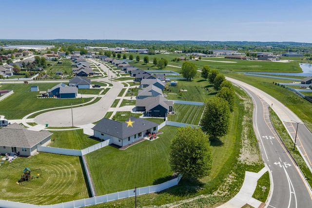 2217 FOX POINT COURT, De Pere, WI 54115