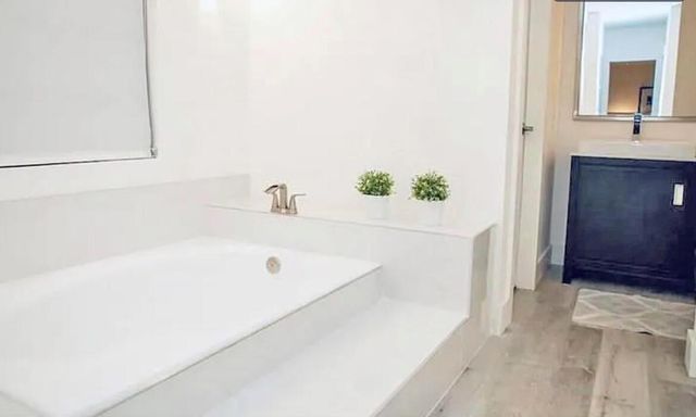 1919 Sunrise Key Boulevard, Fort Lauderdale, FL 33304