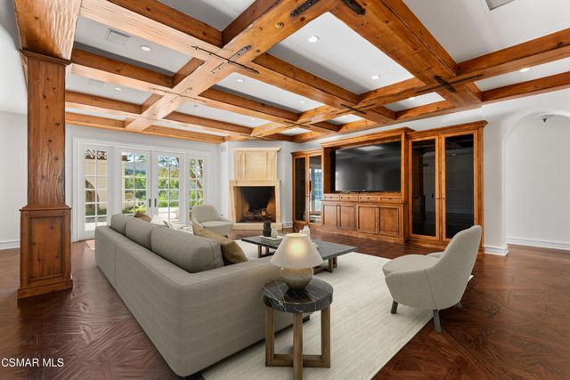 1101 Oak Mirage Place, Westlake Village, CA 91362