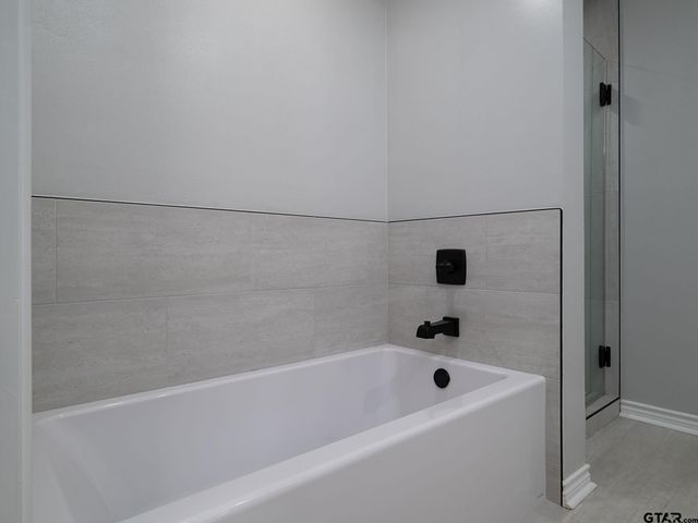 14121 Pine Overlook Dr, Flint, TX 75762