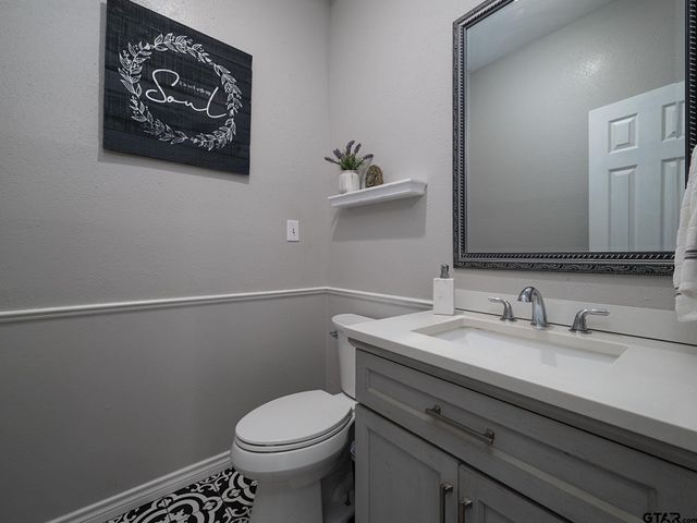 14121 Pine Overlook Dr, Flint, TX 75762