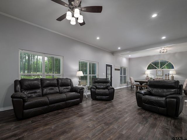 14121 Pine Overlook Dr, Flint, TX 75762