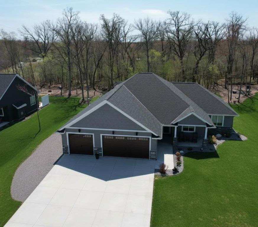 4721 381st Trail, North Branch, MN 55056