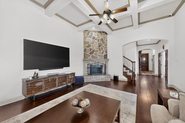 110 Highwood Avenue, Oak Point, TX 75068