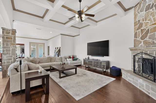 110 Highwood Avenue, Oak Point, TX 75068
