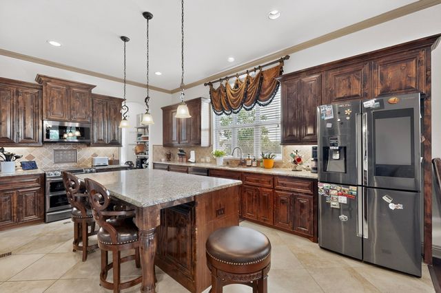 110 Highwood Avenue, Oak Point, TX 75068