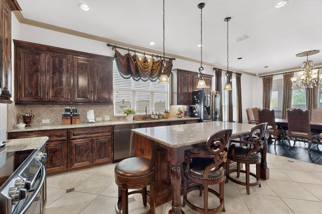 110 Highwood Avenue, Oak Point, TX 75068