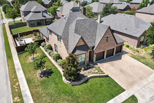 110 Highwood Avenue, Oak Point, TX 75068