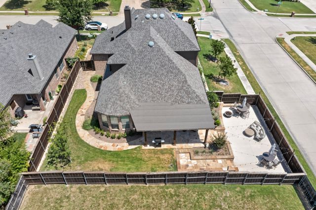 110 Highwood Avenue, Oak Point, TX 75068