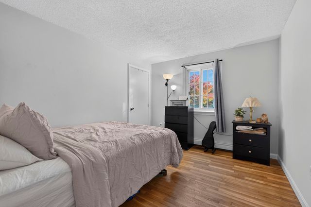 120 Mooresville Road, Manchester, NH 03103