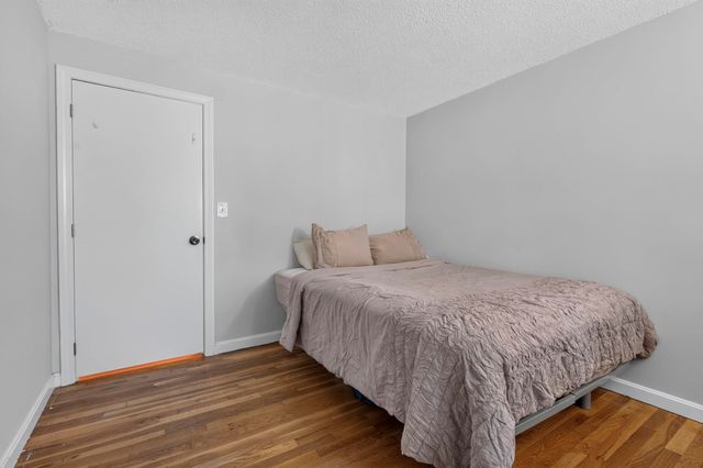 120 Mooresville Road, Manchester, NH 03103