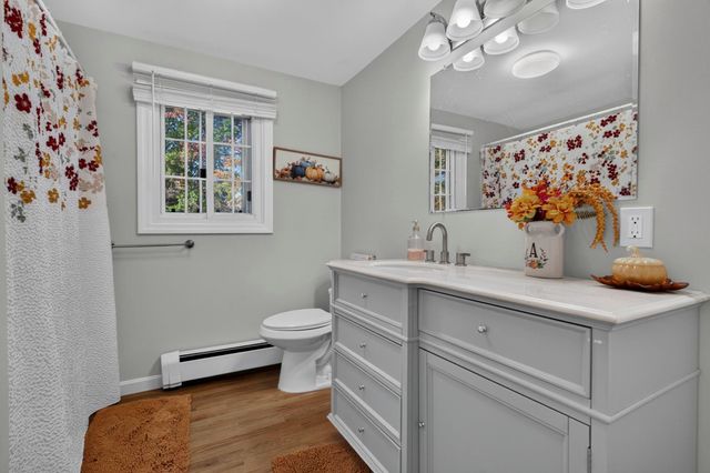 120 Mooresville Road, Manchester, NH 03103