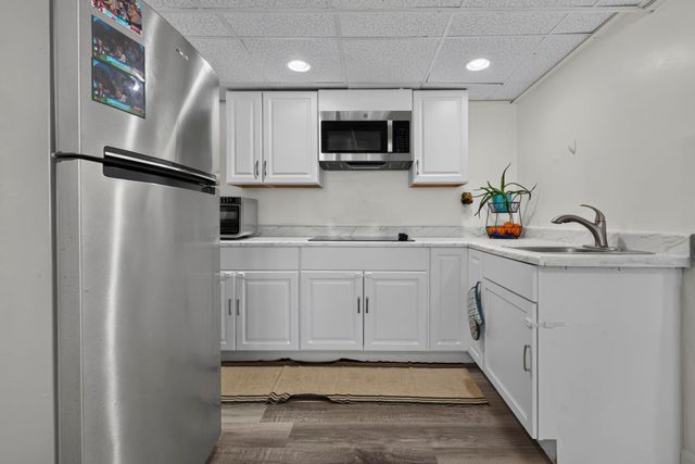 120 Mooresville Road, Manchester, NH 03103