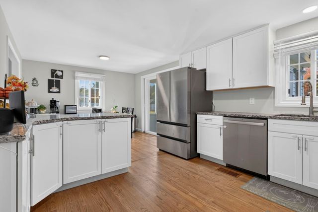 120 Mooresville Road, Manchester, NH 03103