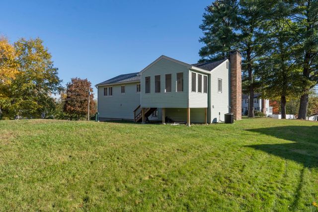 120 Mooresville Road, Manchester, NH 03103