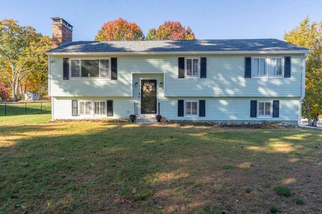 120 Mooresville Road, Manchester, NH 03103