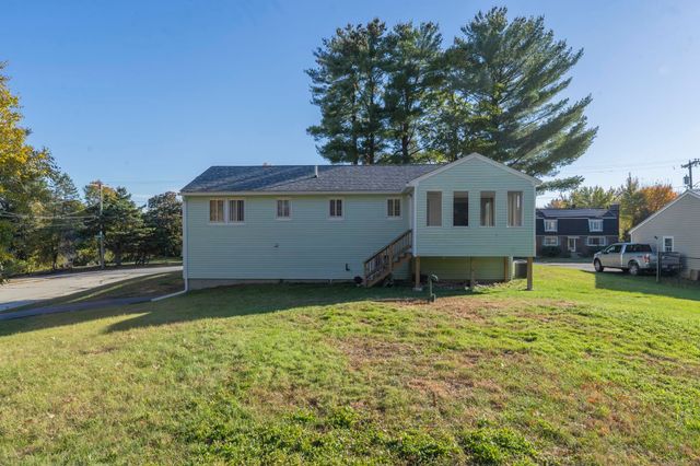 120 Mooresville Road, Manchester, NH 03103