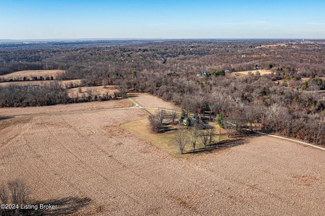 8221 Wolf Pen Branch Rd, Prospect, KY 40059