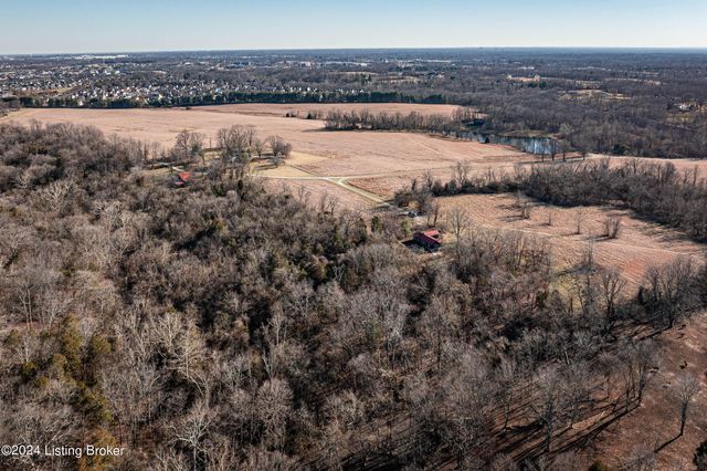 8221 Wolf Pen Branch Rd, Prospect, KY 40059