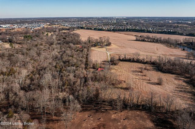 8221 Wolf Pen Branch Rd, Prospect, KY 40059