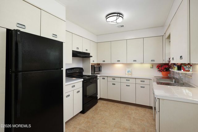 351A Dorchester Drive, Lakewood, NJ 08701