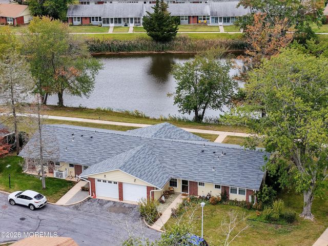 351A Dorchester Drive, Lakewood, NJ 08701