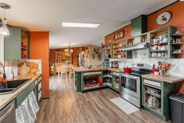 17004 Ruppert Rd, Benton City, WA 99320