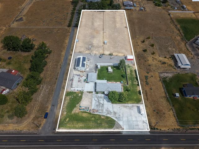 17004 Ruppert Rd, Benton City, WA 99320