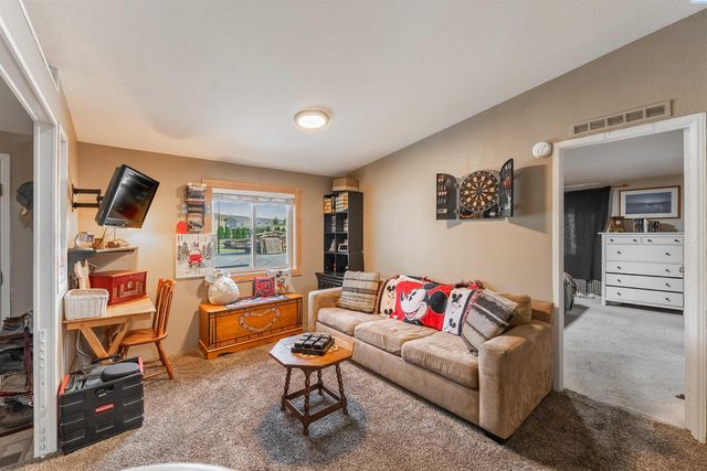 17004 Ruppert Rd, Benton City, WA 99320