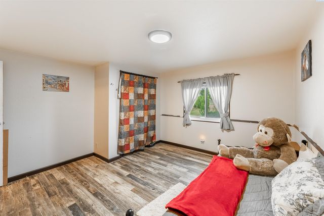 17004 Ruppert Rd, Benton City, WA 99320