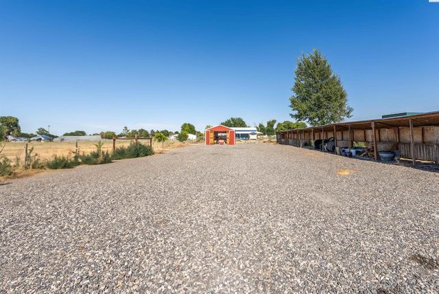 17004 Ruppert Rd, Benton City, WA 99320